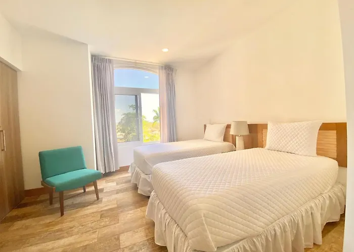 Apartment Tropical Luxury 2bdr - Pool View - At The Tamarindo